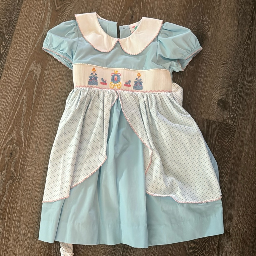 Shrimp and Grits Cinderella dress. Size 5